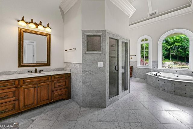 453 Londonberry Road, Sandy Springs, GA 30327