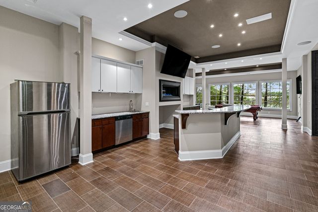 453 Londonberry Road, Sandy Springs, GA 30327