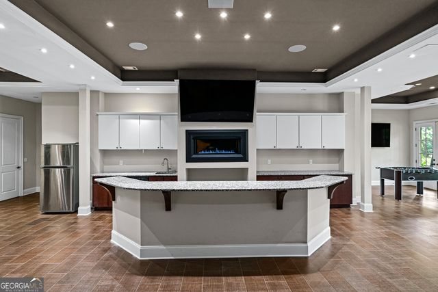 453 Londonberry Road, Sandy Springs, GA 30327
