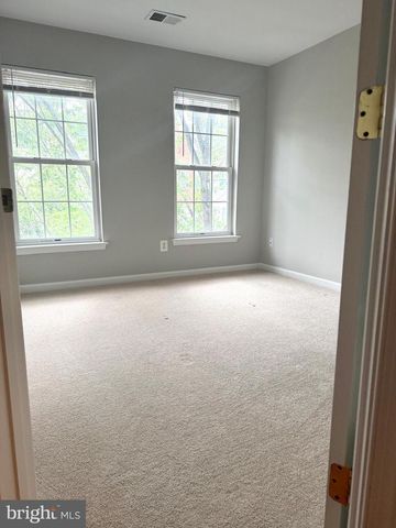 46190 WALPOLE TER, Sterling, VA 20165