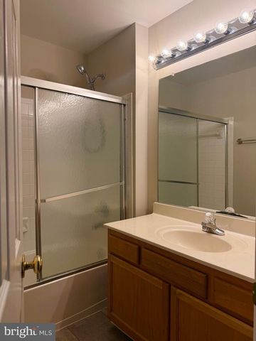 46190 WALPOLE TER, Sterling, VA 20165