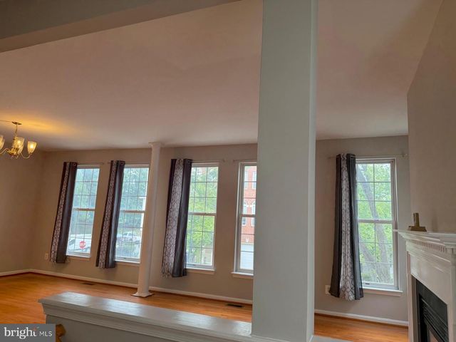 46190 WALPOLE TER, Sterling, VA 20165