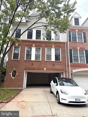 46190 WALPOLE TER, Sterling, VA 20165