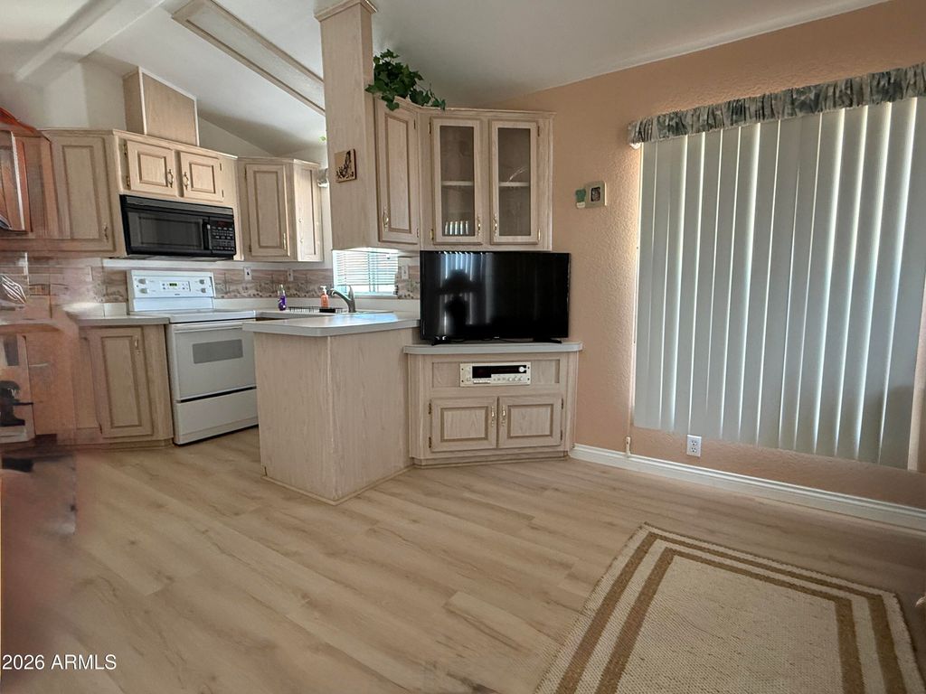 21340 W TRADING POST Trail, Congress, AZ 85332 — photo 4