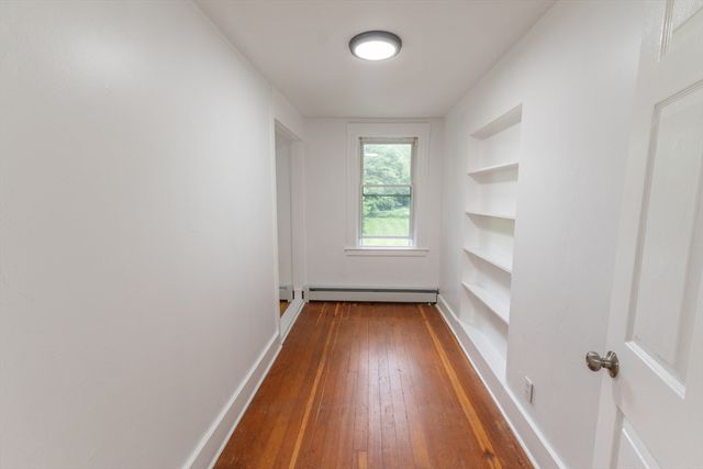 36 Old Worcester Rd, Charlton, MA 01571