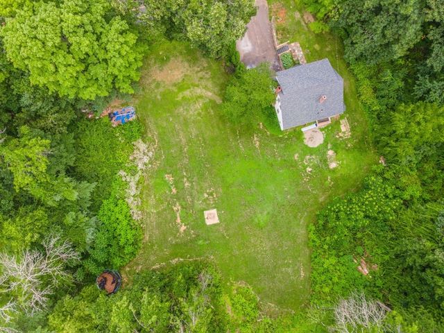 36 Old Worcester Rd, Charlton, MA 01571