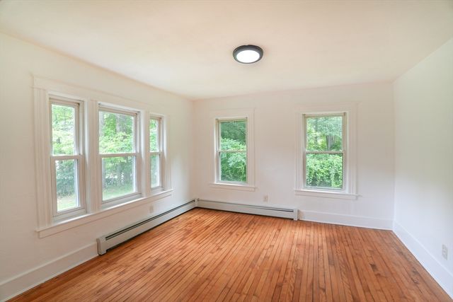 36 Old Worcester Rd, Charlton, MA 01571