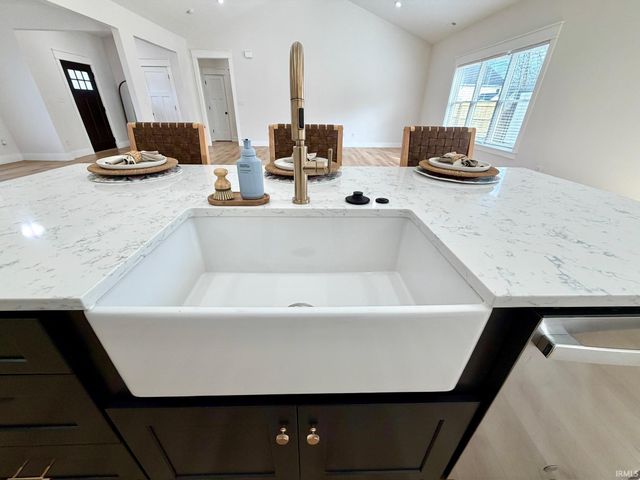 917 S Lantern Lane, Ellettsville, IN 47429