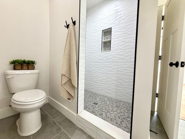 917 S Lantern Lane, Ellettsville, IN 47429