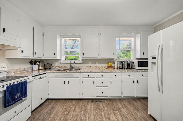 310 Gracy Ave, Smyrna, TN 37167