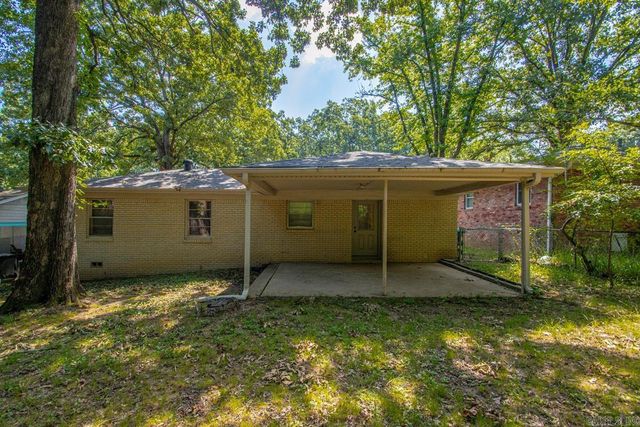 9 Micheals St, Little Rock, AR 72204