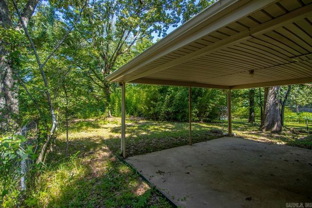 9 Micheals St, Little Rock, AR 72204