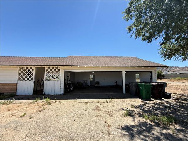 22060 Olivas Avenue, Nuevo, CA 92567