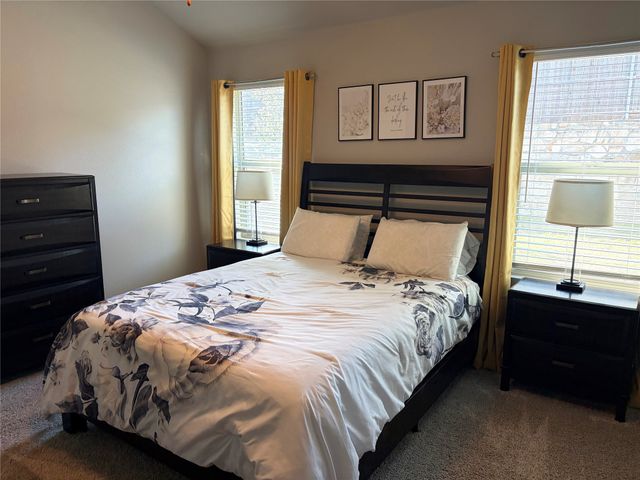 216 Luna Lane, Lake Dallas, TX 75065