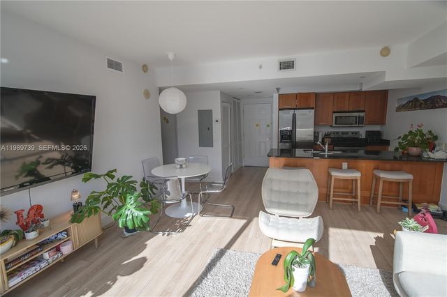 4100 Salzedo St 916, Coral Gables, FL 33146