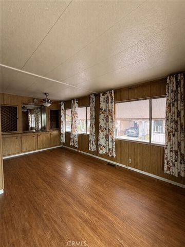 12147 Lakeland Rd 32, Santa Fe Springs, CA 90670