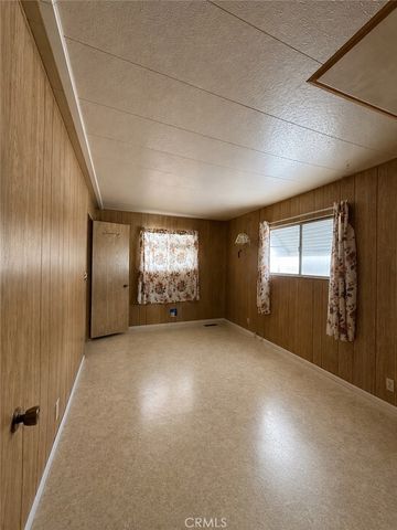12147 Lakeland Rd 32, Santa Fe Springs, CA 90670