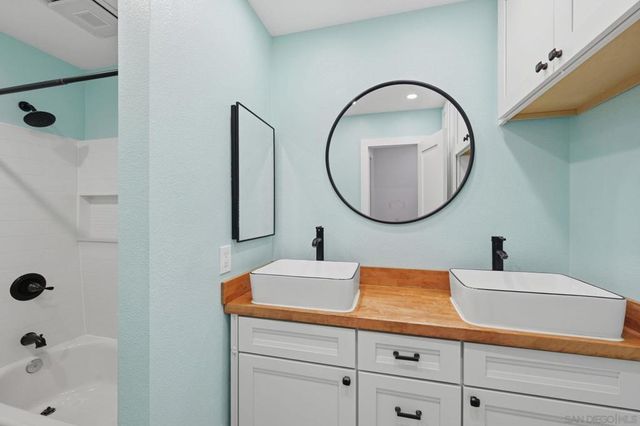 3039 Pecan Pl, Escondido, CA 92027