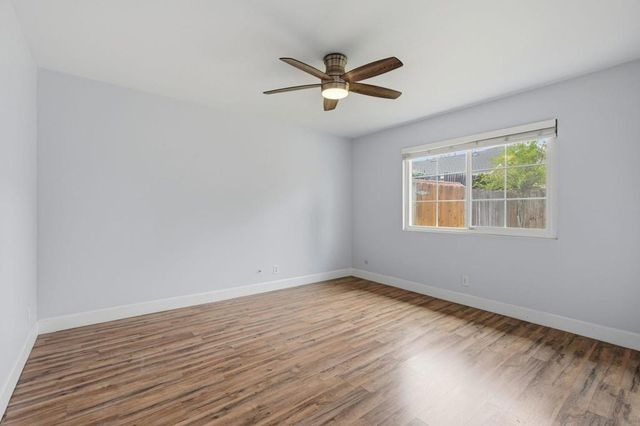 3039 Pecan Pl, Escondido, CA 92027