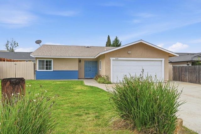 3039 Pecan Pl, Escondido, CA 92027