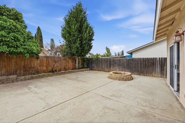 3039 Pecan Pl, Escondido, CA 92027