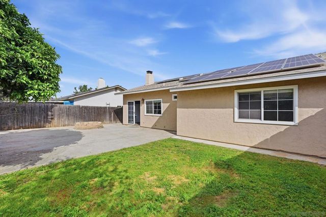 3039 Pecan Pl, Escondido, CA 92027