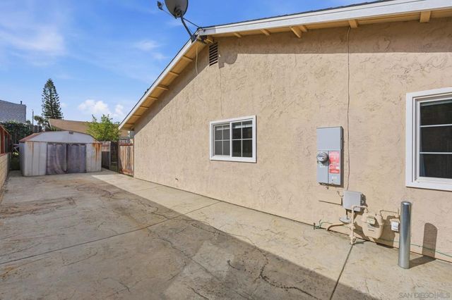 3039 Pecan Pl, Escondido, CA 92027