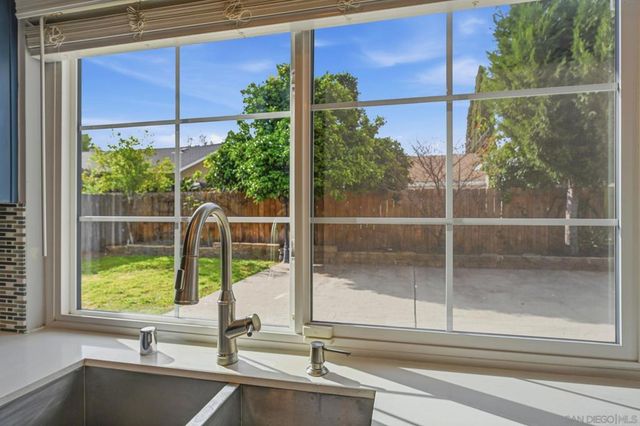 3039 Pecan Pl, Escondido, CA 92027