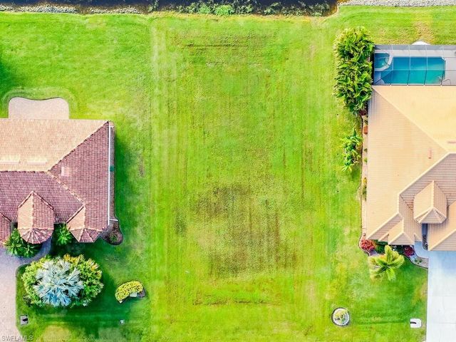 18499 Royal Hammock BLVD, Naples, FL 34114