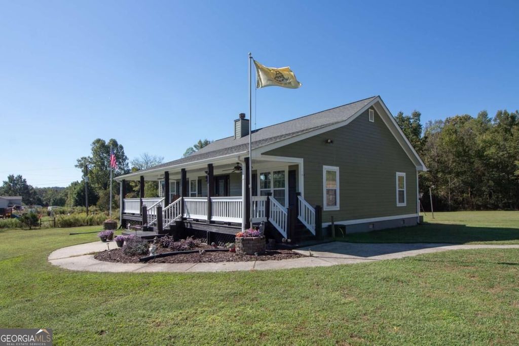 582 E County Line Road, Danielsville, GA 30633 — exterior