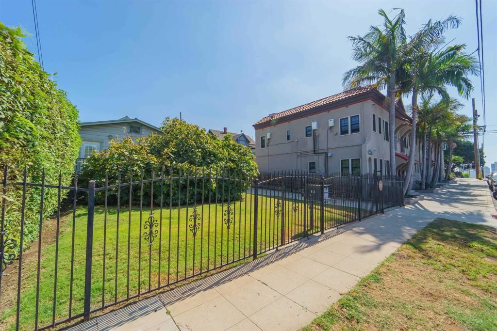 2031 2nd, San Diego, CA 92101