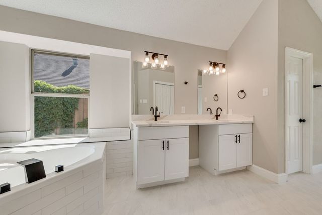 4913 Meadow Vista Place, Garland, TX 75043