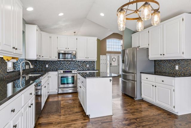 17377 80th Place N, Maple Grove, MN 55311