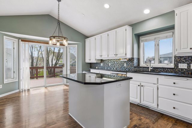 17377 80th Place N, Maple Grove, MN 55311