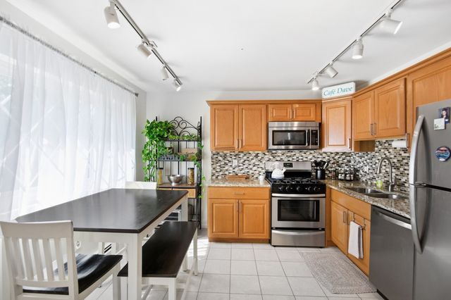 30 Fernview Ave 6, North Andover, MA 01845