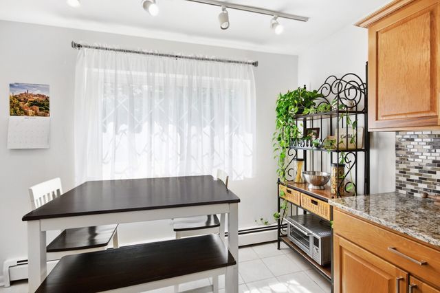 30 Fernview Ave 6, North Andover, MA 01845