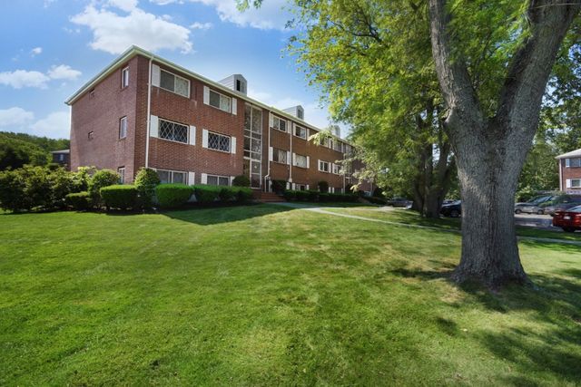 30 Fernview Ave 6, North Andover, MA 01845