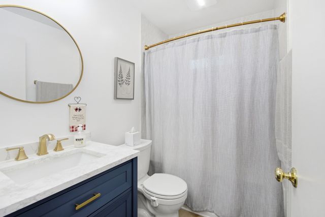 30 Fernview Ave 6, North Andover, MA 01845
