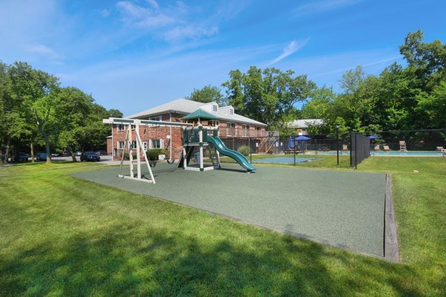 30 Fernview Ave 6, North Andover, MA 01845