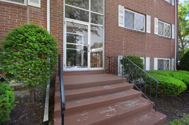 30 Fernview Ave 6, North Andover, MA 01845