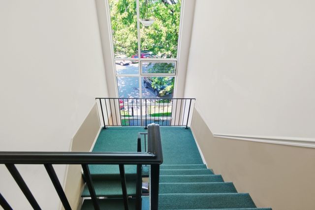 30 Fernview Ave 6, North Andover, MA 01845