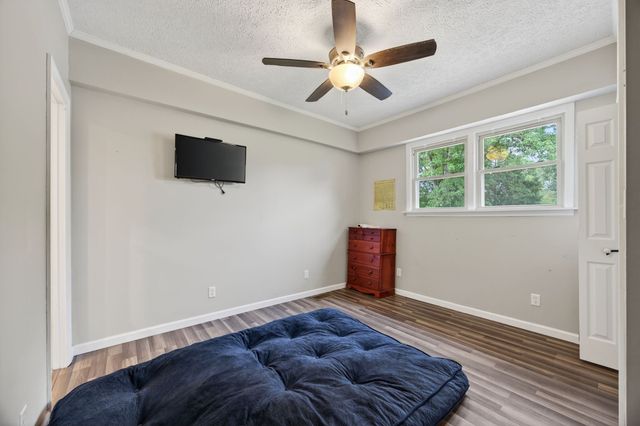 521 Thomas Ave, Hohenwald, TN 38462