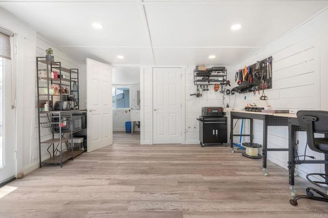1524 N Coast Hwy 101, Encinitas, CA 92024