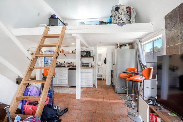 1524 N Coast Hwy 101, Encinitas, CA 92024