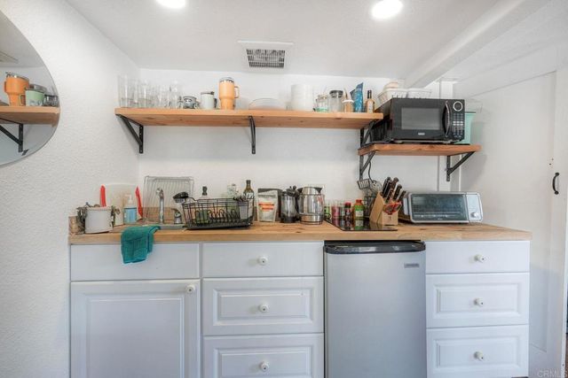 1524 N Coast Hwy 101, Encinitas, CA 92024