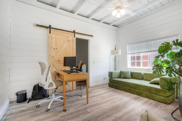1524 N Coast Hwy 101, Encinitas, CA 92024
