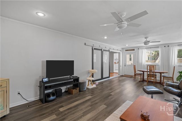 2332 E 41St Street, Savannah, GA 31404