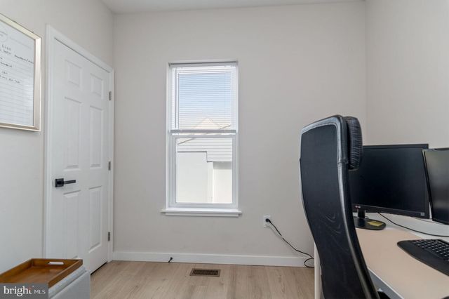 211 N HAMMONDS FERRY RD, Linthicum Heights, MD 21090