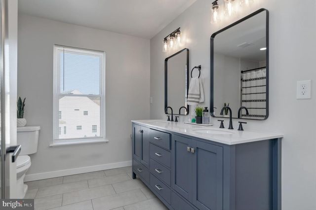 211 N HAMMONDS FERRY RD, Linthicum Heights, MD 21090