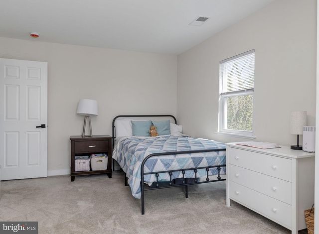 211 N HAMMONDS FERRY RD, Linthicum Heights, MD 21090